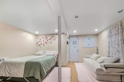 10318 126th Street, Richmond Hill, NY 11419 - Photo 21
