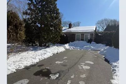 40 Roman Road, Southampton, NY 11968 - Photo 1
