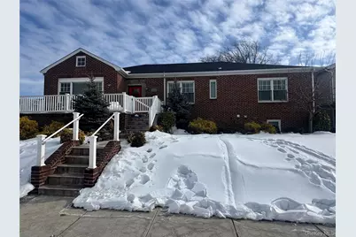 570 Monroe Boulevard #1st Floor, Long Beach, NY 11561 - Photo 1