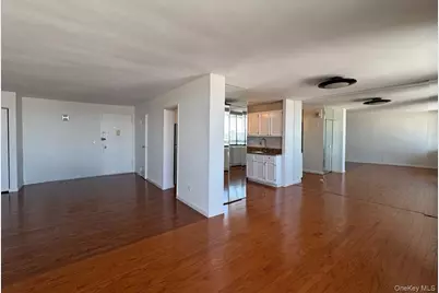 2 Bay Club Drive #17Z1, Bayside, NY 11360 - Photo 11