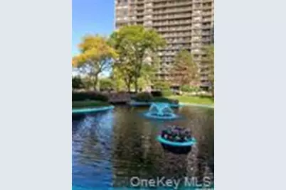 2 Bay Club Drive #17Z1, Bayside, NY 11360 - Photo 3