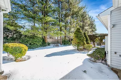 35 Chippendale Drive, Mount Sinai, NY 11766 - Photo 31