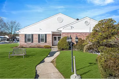 35 Chippendale Drive, Mount Sinai, NY 11766 - Photo 37