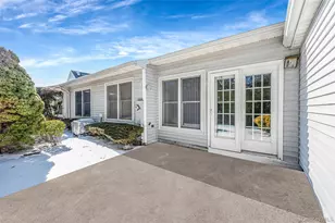 35 Chippendale Dr, Mount Sinai, NY 11766 - Photo 33