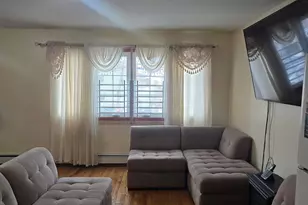 238-12 148th Dr, Rosedale, NY 11422 - Photo 3