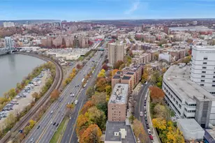 2545 Sedgwick Ave, Bronx, NY 10468 - Photo 25