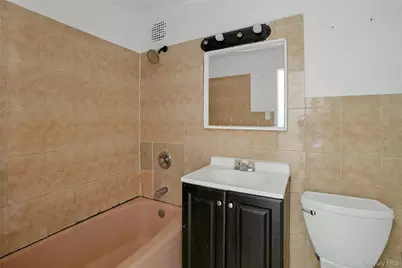 2545 Sedgwick Avenue #2J, Bronx, NY 10468 - Photo 11