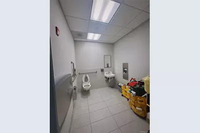 131-07 40th Rd #E27-E28, Flushing, NY 11354 - Photo 13