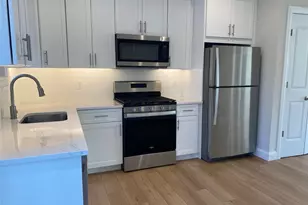 515 Jackson Ave, Lindenhurst, NY 11757 - Photo 5