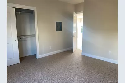 515 Jackson Avenue #10, Lindenhurst, NY 11757 - Photo 9