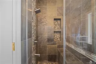 333 E Shore Rd, Great Neck, NY 11023 - Photo 29