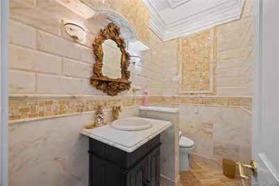 333 E Shore Road, Great Neck, NY 11023 - Photo 17