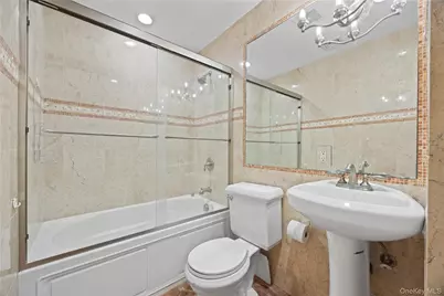 333 E Shore Road, Great Neck, NY 11023 - Photo 35