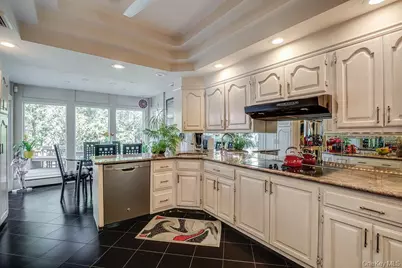 900 Kilmer Lane, Woodmere, NY 11581 - Photo 9