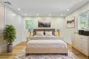 7 McCulloch Dr, Dix Hills, NY 11746 - Photo 35