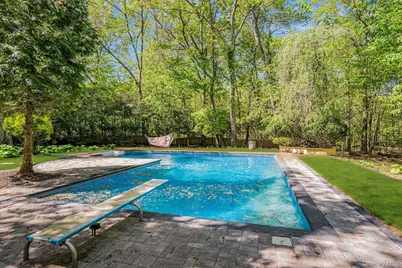 7 McCulloch Drive, Dix Hills, NY 11746 - Photo 47