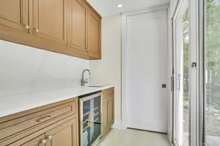 7 McCulloch Dr, Dix Hills, NY 11746 - Photo 17