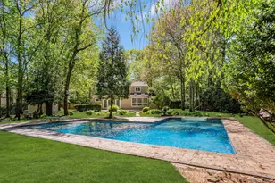 7 McCulloch Dr, Dix Hills, NY 11746 - Photo 49