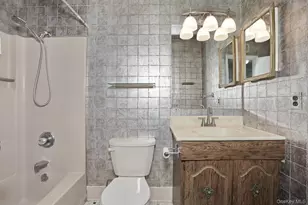 25 Buckingham Ct, Pomona, NY 10970 - Photo 13