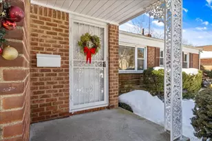 896 School Dr, Baldwin, NY 11510 - Photo 5