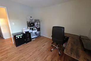 15 Canterbury Dr, Coram, NY 11727 - Photo 19