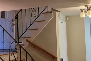 15 Canterbury Dr, Coram, NY 11727 - Photo 5