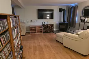 15 Canterbury Dr, Coram, NY 11727 - Photo 17