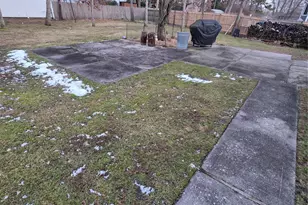 15 Canterbury Dr, Coram, NY 11727 - Photo 23