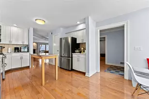 4 John Bean Ct, Port Washington, NY 11050 - Photo 11