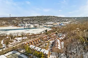 4 John Bean Ct, Port Washington, NY 11050 - Photo 33