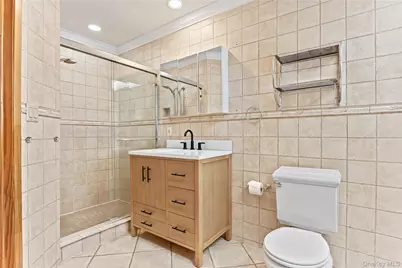 4 John Bean Court, Port Washington, NY 11050 - Photo 21