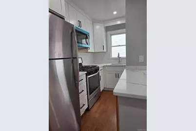 3 Everett Avenue #First floor, Ossining, NY 10562 - Photo 5