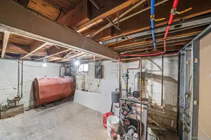 4902 Express Dr S, Ronkonkoma, NY 11779 - Photo 23