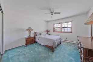 140 Seaman Neck Rd, Dix Hills, NY 11746 - Photo 13