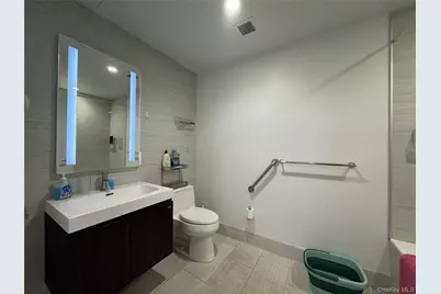 13103 40th Road #10H, Flushing, NY 11354 - Photo 5
