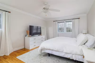 44 Frazer Drive, Greenlawn, NY 11740 - Photo 19