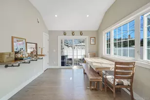 9 Park Pl, Patchogue, NY 11772 - Photo 5