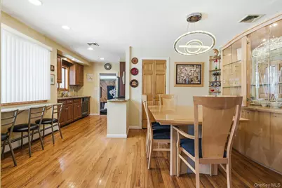 7 Bartel Place, South Huntington, NY 11746 - Photo 13