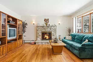 7 Bartel Pl, South Huntington, NY 11746 - Photo 9