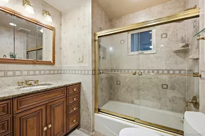 7 Bartel Place, South Huntington, NY 11746 - Photo 25