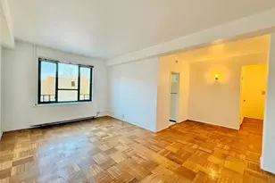 1562 Unionport Rd, Bronx, NY 10462 - Photo 7