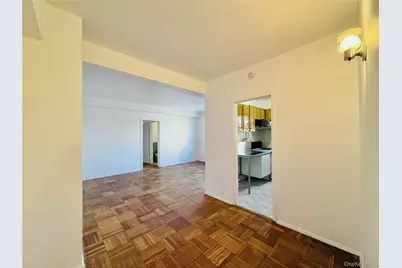 1562 Unionport Road #6G, Bronx, NY 10462 - Photo 5