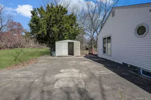 15 Community Rd, Coram, NY 11727 - Photo 41