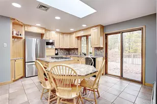 23 Sherwood Ridge Rd, Pomona, NY 10970 - Photo 9