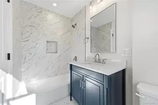 13 W Hoffman Ave, Lindenhurst, NY 11757 - Photo 9