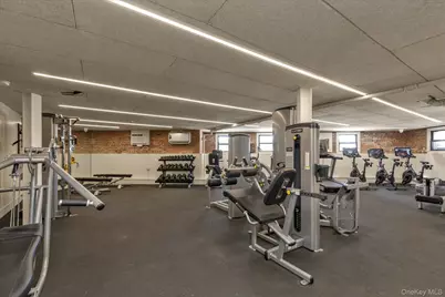 12 Hempstead Avenue #1K, Rockville Centre, NY 11570 - Photo 7