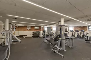 12 Hempstead Ave, Rockville Centre, NY 11570 - Photo 7