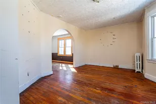 208 Myrtle Ave, New York, NY 10310 - Photo 23