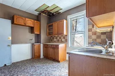 208 Myrtle Avenue, New York, NY 10310 - Photo 17