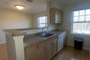 200 Woodcrest Ln, Mount Kisco, NY 10549 - Photo 3